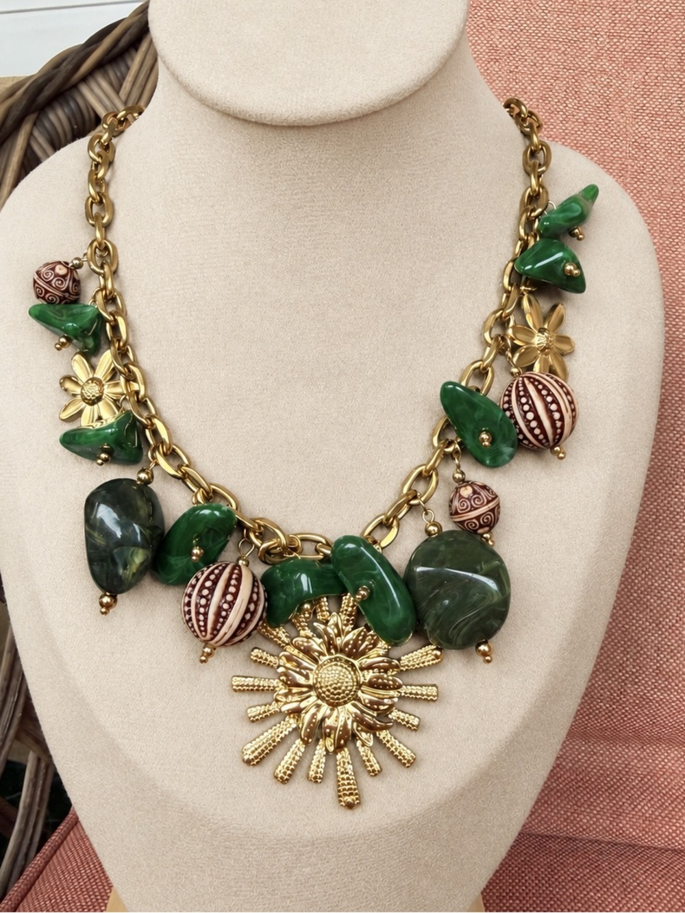 Green Sunburst Statement Chunky Necklace with Autumb accents